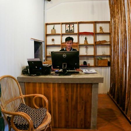 Petit Espace Boutique Hostel Vientiane Exterior photo